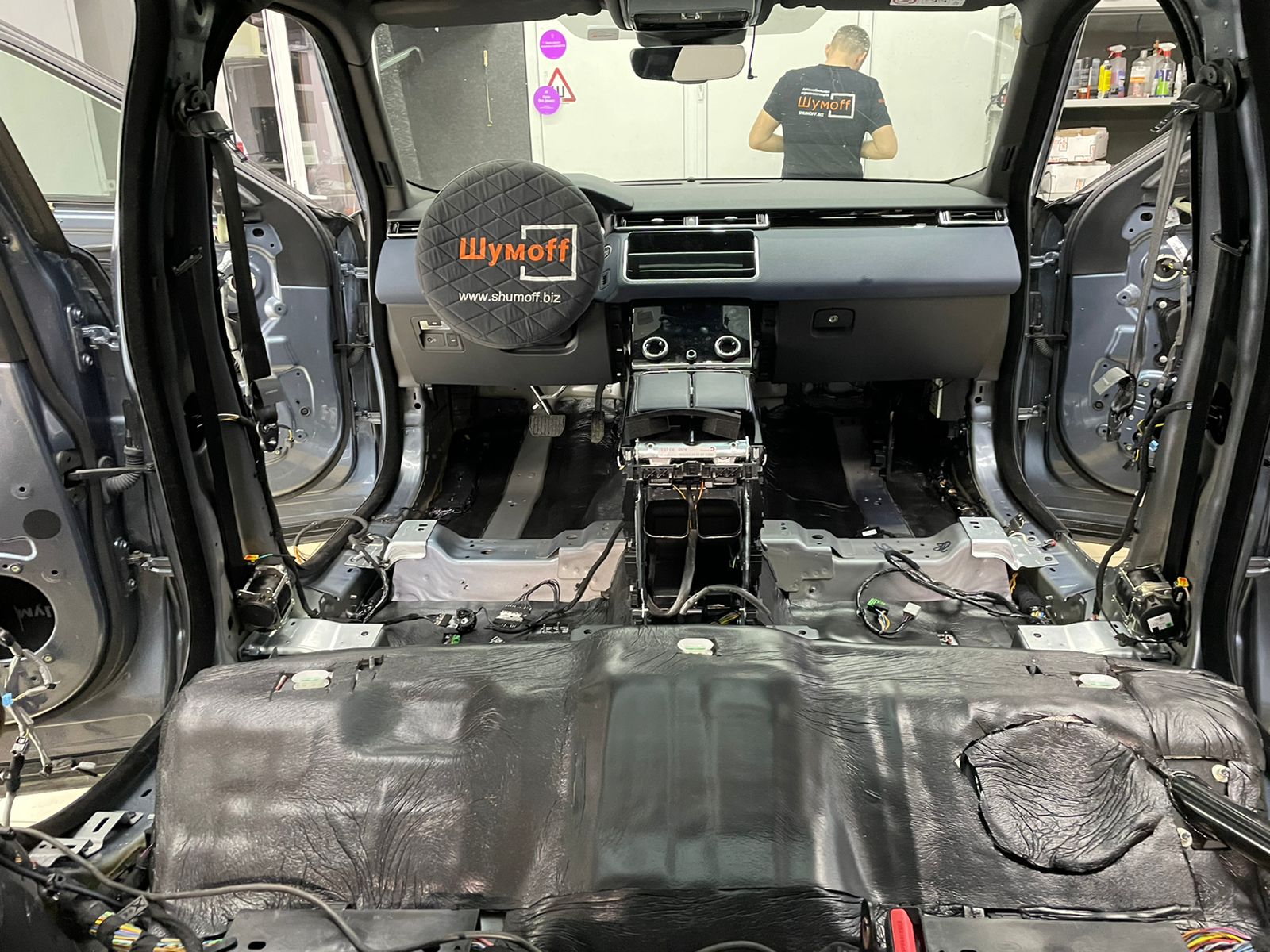 шумоизоляция Range Rover Velar багажник 2 слой шумопоглотитель